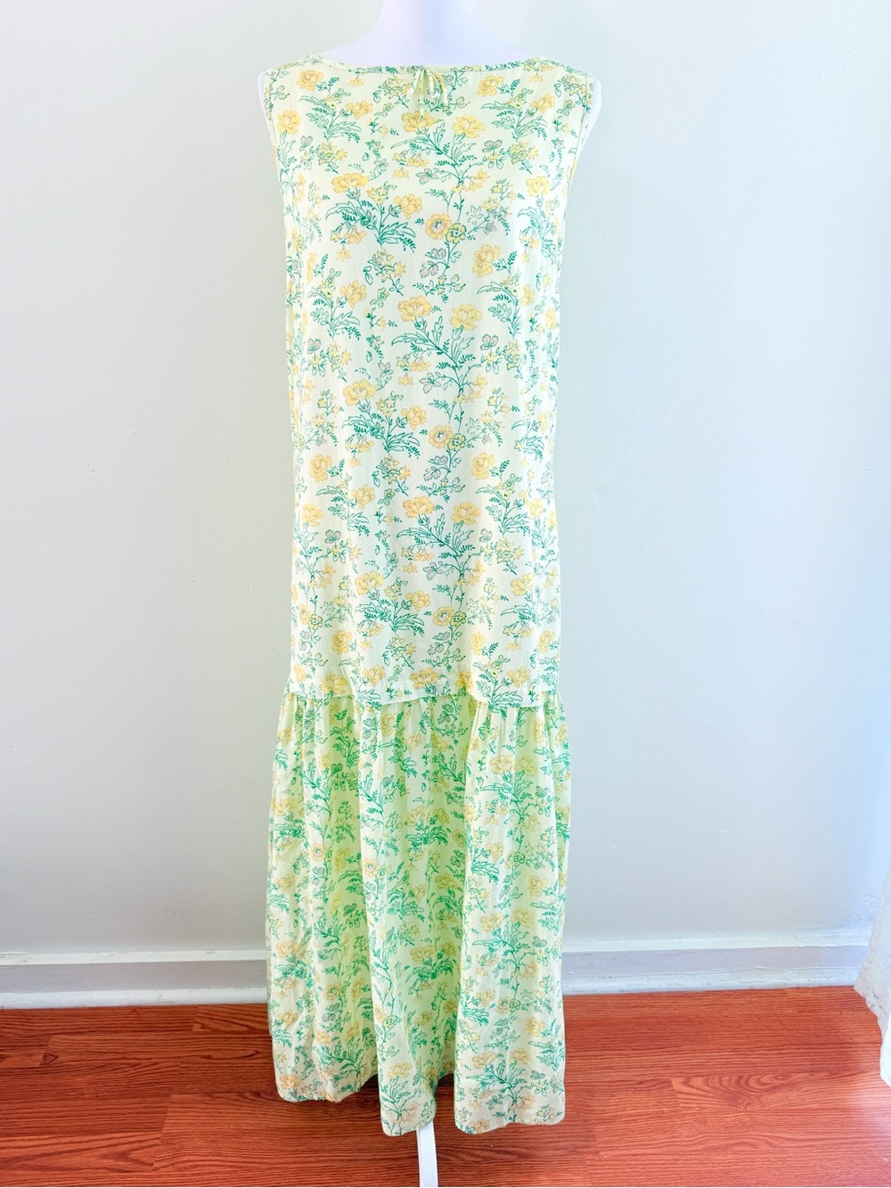 LA MAREGOLD GREEN YELLOW FLORAL PRINT SLEEVELESS RUFFLE TRIM THE ELOISE DRESS